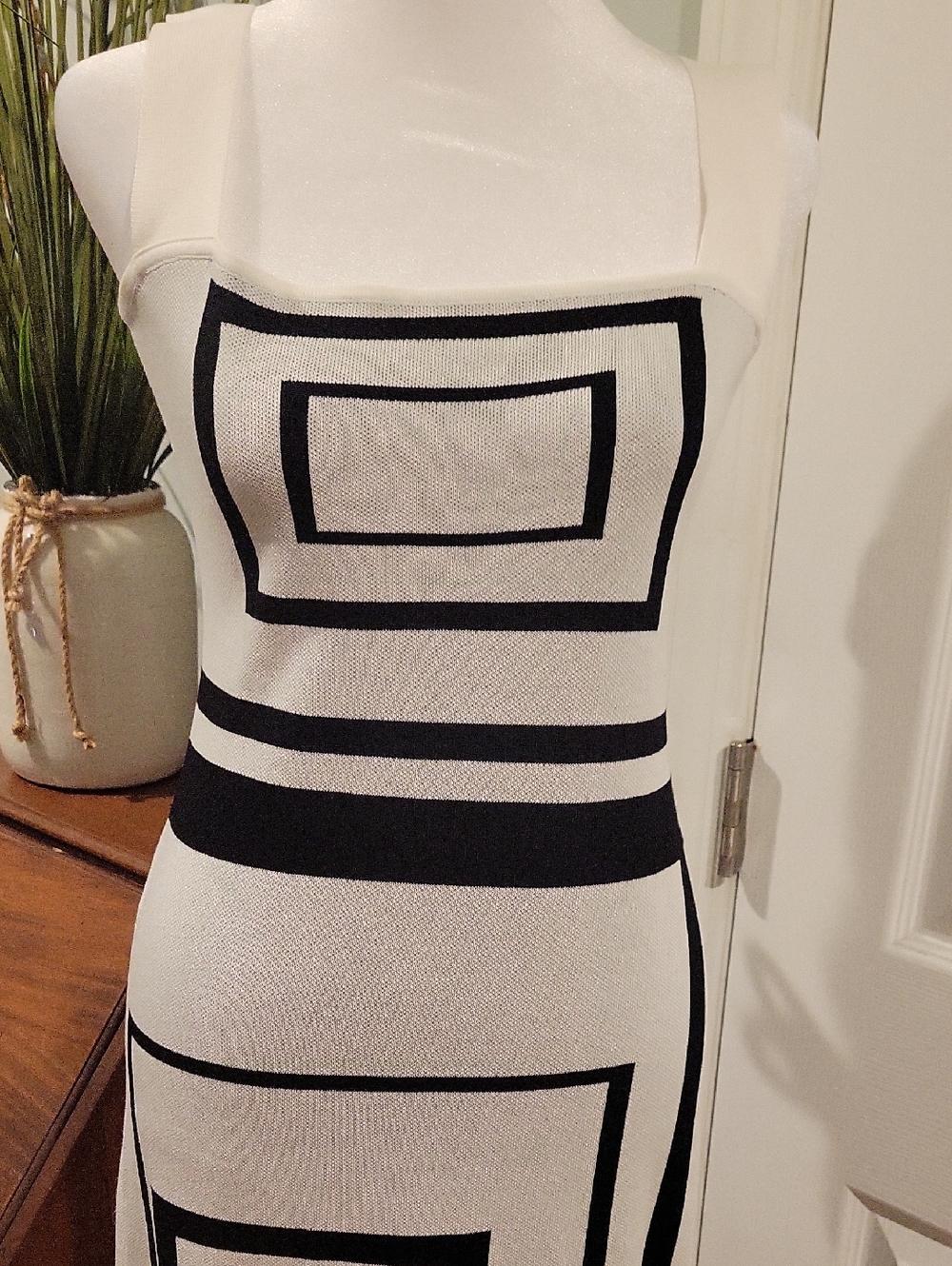 Commense Sleeveless White Maxi Dress with Black Geo Stripes - Picture 3 of 6